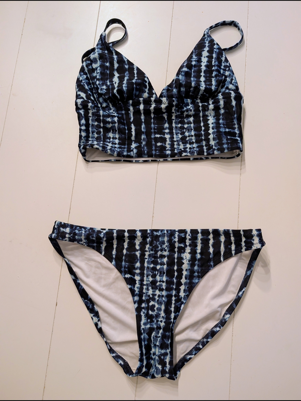Old Navy Women's Blue Tie-Dye Longline Bikini Top and Bottom Set